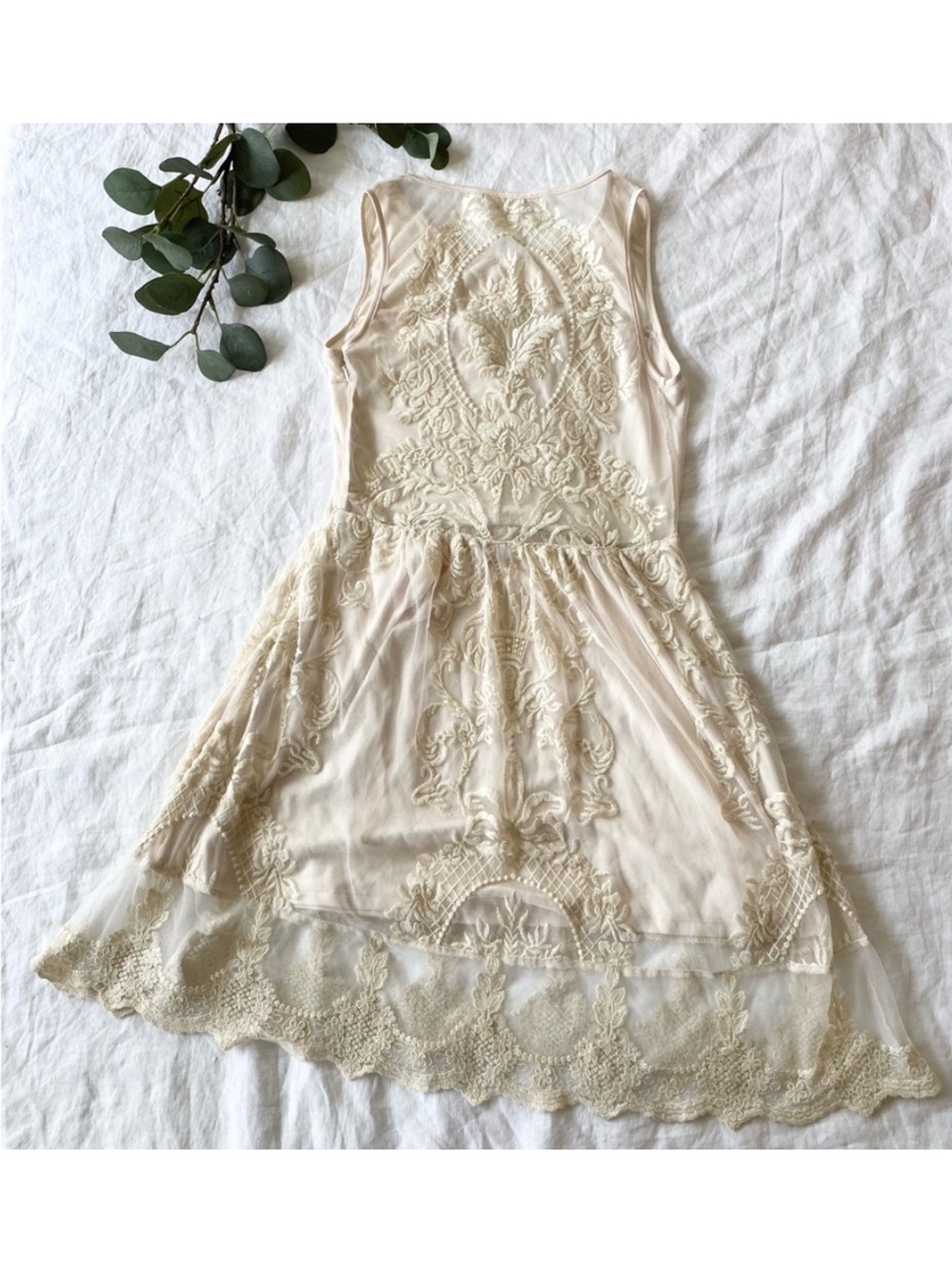 Gentle Fawn Cream Embroidered Sleeveless Dress - Picture 4 of 13